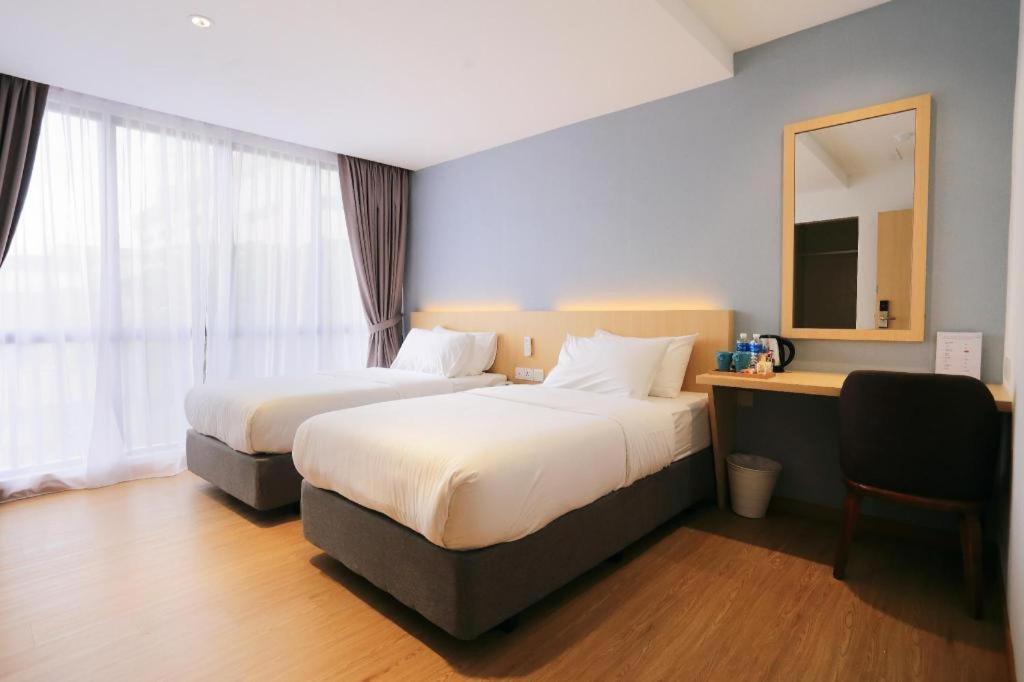 มิยาบิ โฮเต็ล เปอร์มัส Hotel ยะโฮร์บาห์รู ภายนอก รูปภาพ