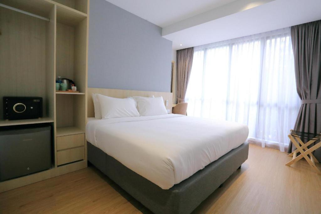 มิยาบิ โฮเต็ล เปอร์มัส Hotel ยะโฮร์บาห์รู ภายนอก รูปภาพ